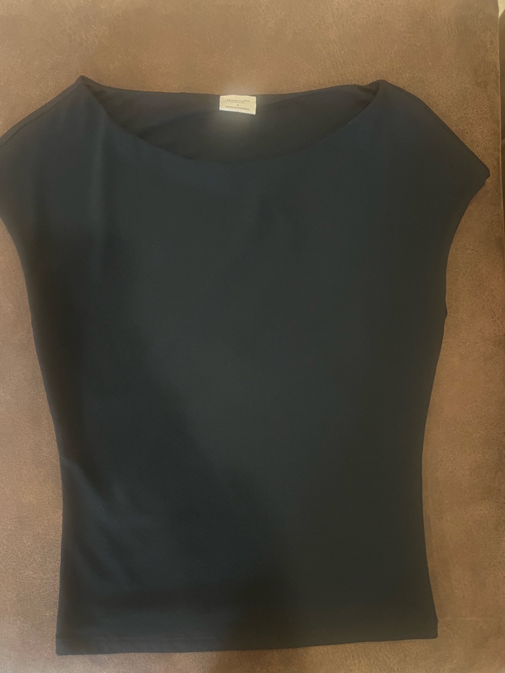 Abercrombie & Fitch Black Sleeveless Tank Top